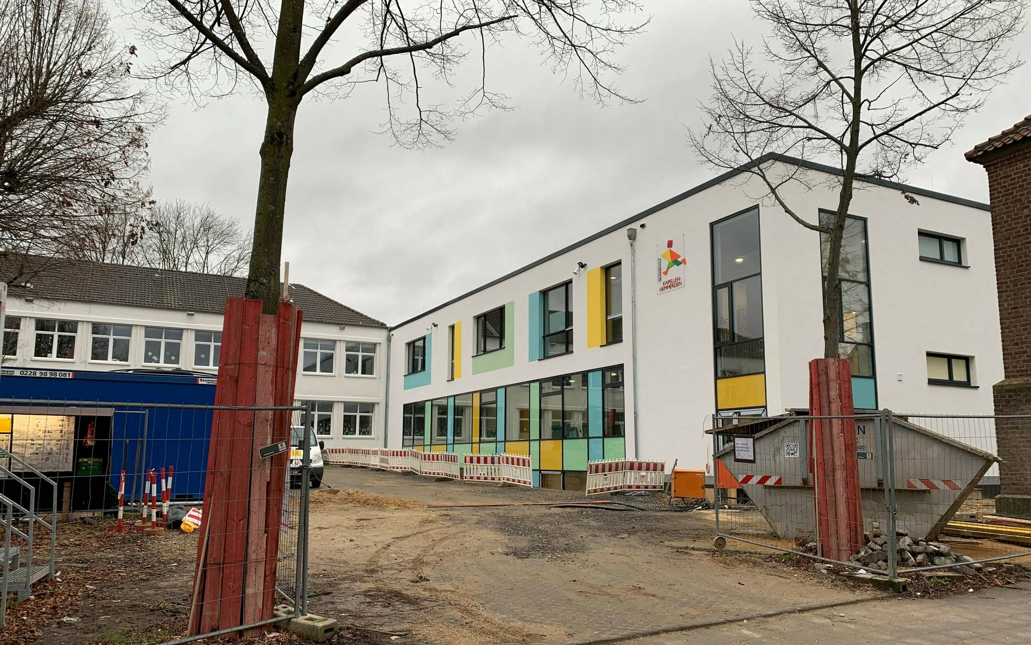  Erweiterung der Grundschule in Kapellen: Schulanbau bald abgeschlossen. 