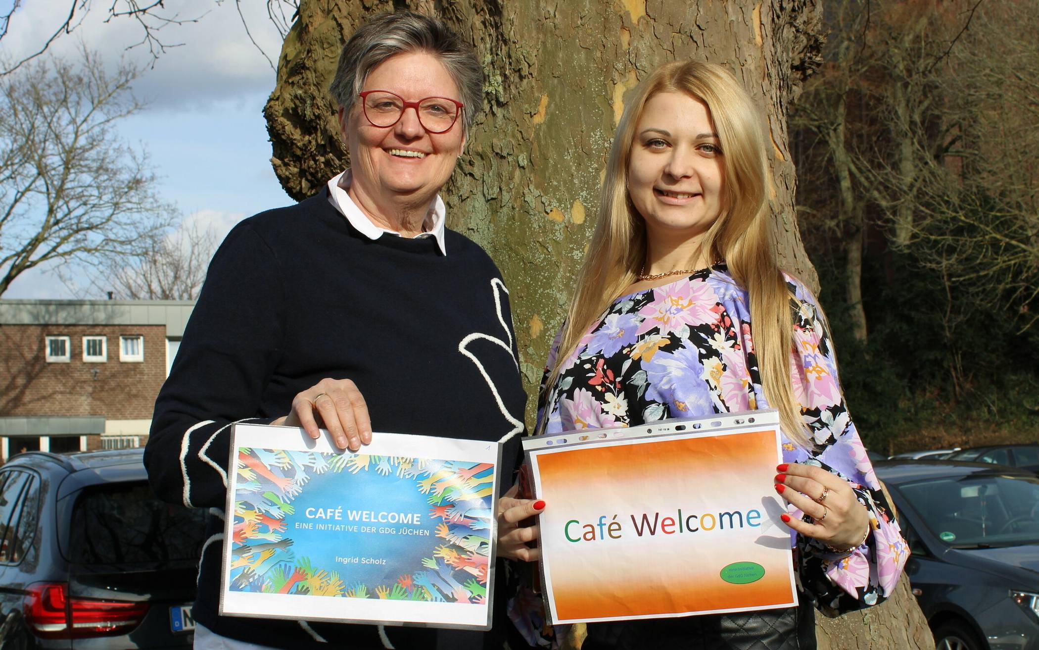  Ingrid Scholz (l.) und Juliia Zhuravel planen wieder ein besonderes Angebot vom „Cafe Welcome“.  