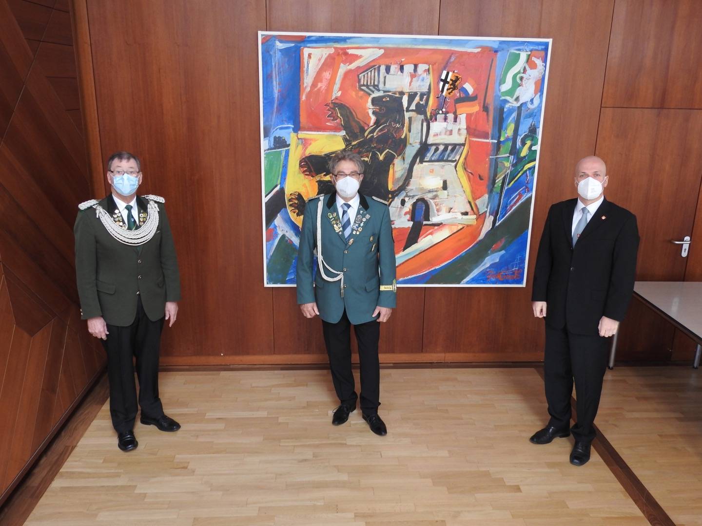  Von links: Ferdi Korte, Geschäftsführer, Theo Lys, Präsident der Präsidentenrunde, und Bürgermeister Klaus Krützen. 