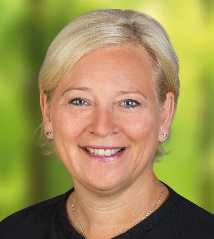  Die neuen Verantwortungsträger Heike Troles (CDU), Christopher Klein (JU) und Christiane Pellico (FU). Mit ihnen soll der „Strukturwandel“ der Grevenbroicher Christdemokraten gelingen. Sie wollen „die CDU interessant für notwendigen Nachwuchs machen. Und da rede ich erst einmal nicht über Alter, sondern über Engagement, über Leidenschaft und das Brennen für eine Sache“, so Troles. 