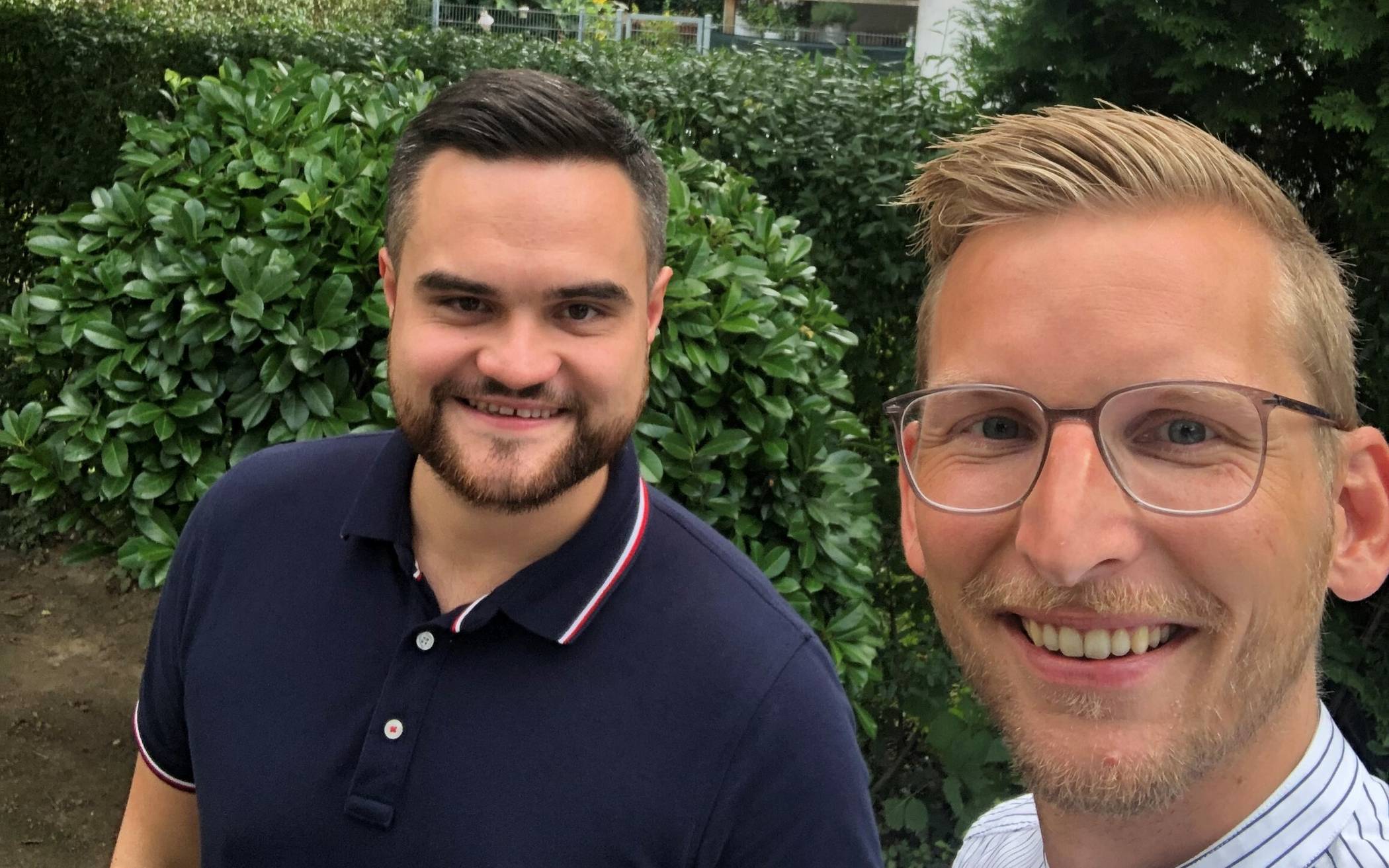  Daniel Kober und Daniel Rinkert machten für den Erft-Kurier nach dem Pressegespräch noch ein Selfie. 