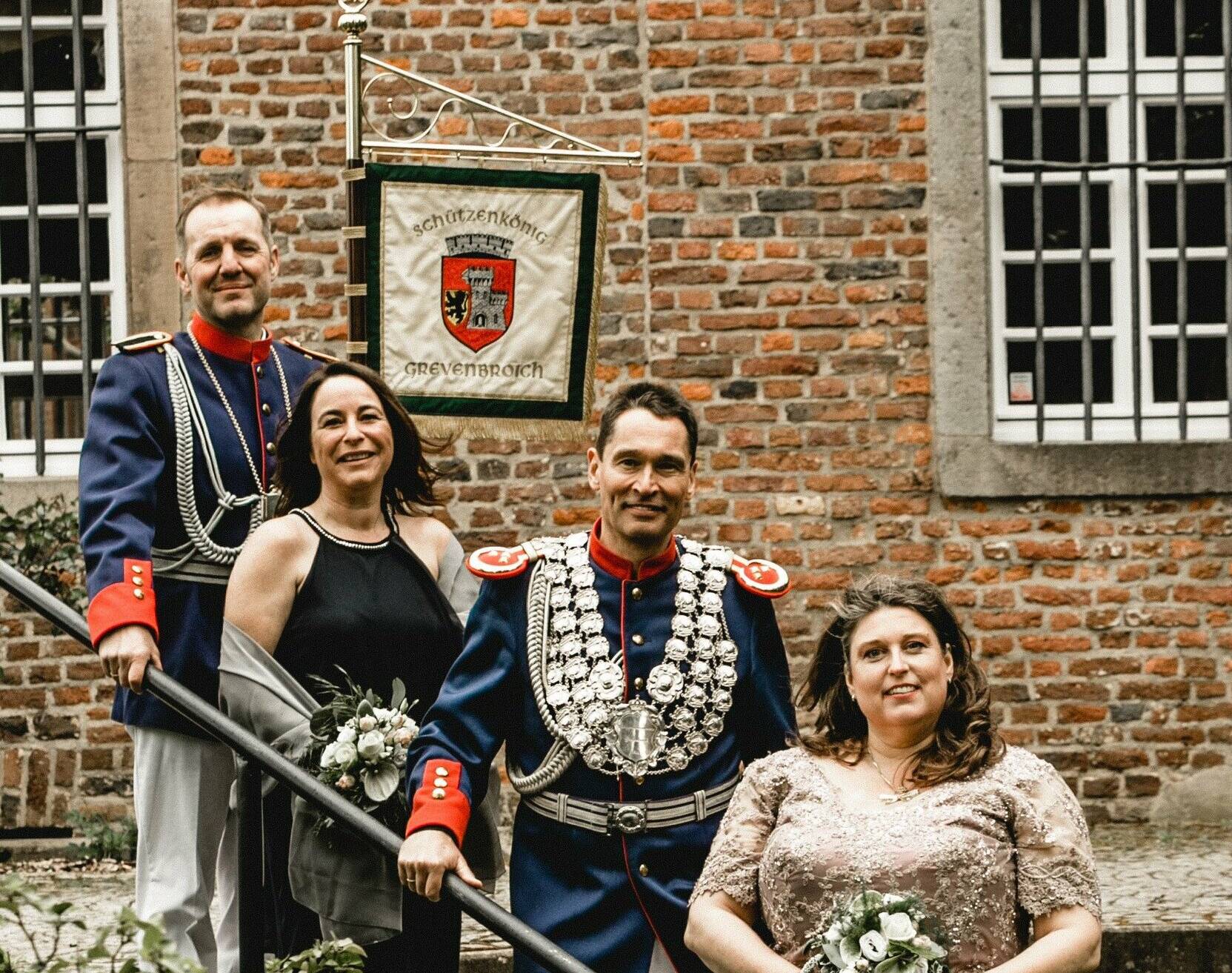  Marco und Andrea Borgwardt (vorne) mit dem Adjutantenpaar Christian und Tanja Vetten.  