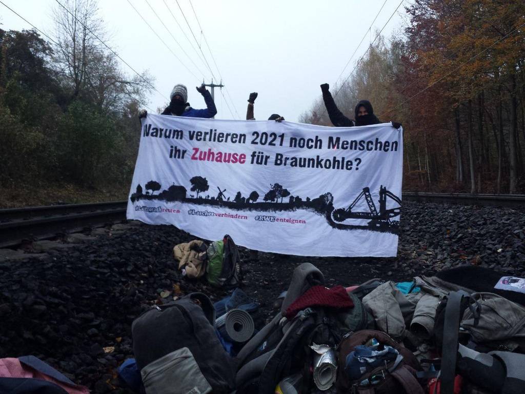 Schienenblockade des Kohlekraftwerks Neurath