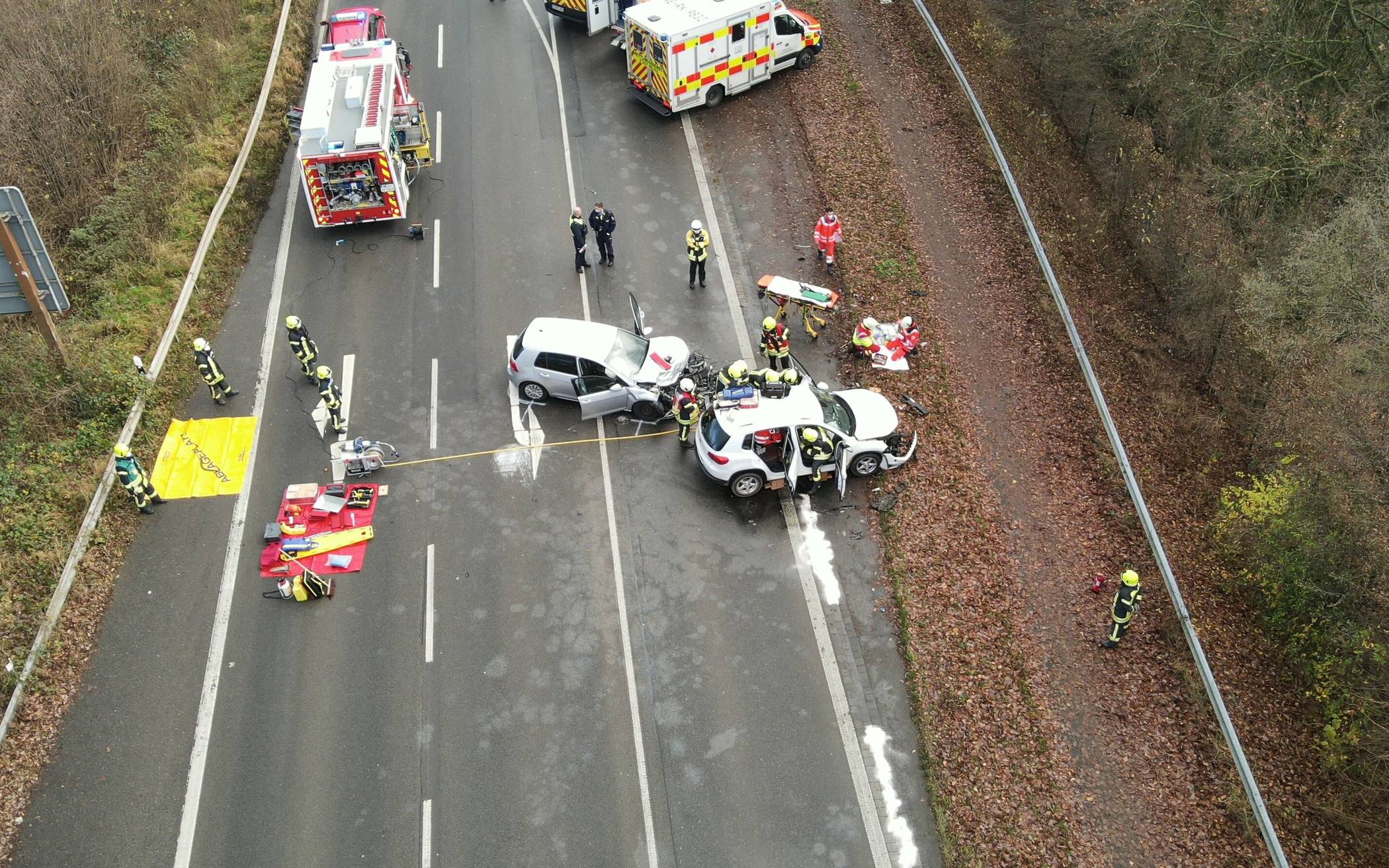  Zwar krachte es hier kurz hinter der Kreuzung an der B59, doch der Unfall brachte die Diskussio um einen Kreisverkehr wieder ans Laufen.  