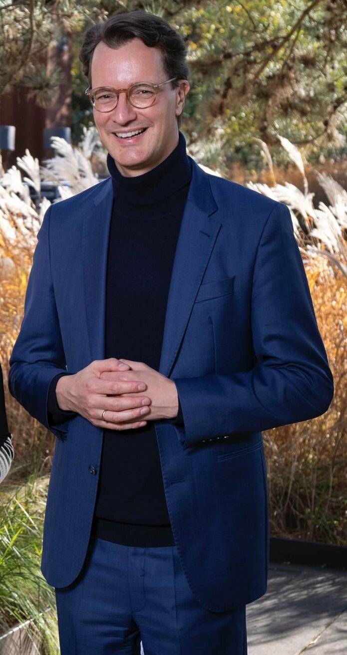  Hendrik Wüst war gerade zum Ministerpräsident in Nordrhein-Westfalen gewählt worden, da erhielt er ein Glückwunschschreiben von Bürgermeister Martin Mertens, verbunden „mit dem freundlichen, aber bestimmten Appell, dass es in Sachen B 477 n jetzt schneller vorwärts gehen müsste...“. 