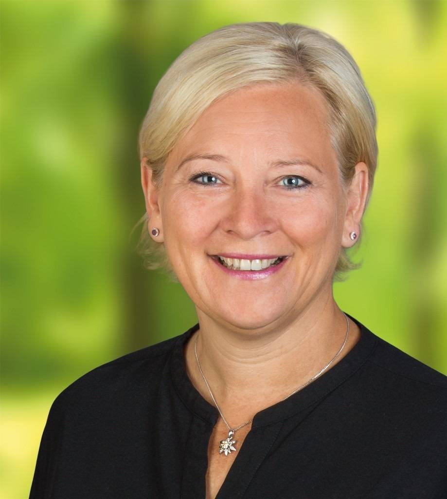  Heike Troles (CDU) informiert: „Die Knotenpunktsgestaltung konnte abgestimmt werden. So konnte im dritten Quartal 2021 mit dem Vorentwurf begonnen werden. Dieser sollte Ende des vierten Quartals 2022 abgeschlossen sein. Somit könnte die Einleitung des Planfeststellungsverfahrens in 2023 erfolgen. Üblicherweise ist eine Verfahrensdauer von rund zwei Jahren anzusetzen.“ 