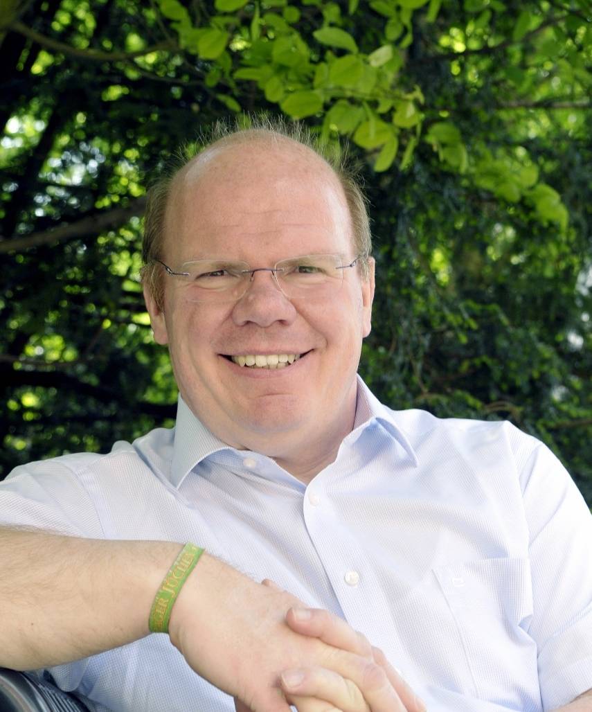  Pfarrer Ulrich Clancett war sofort von der Idee begeistert. 
  