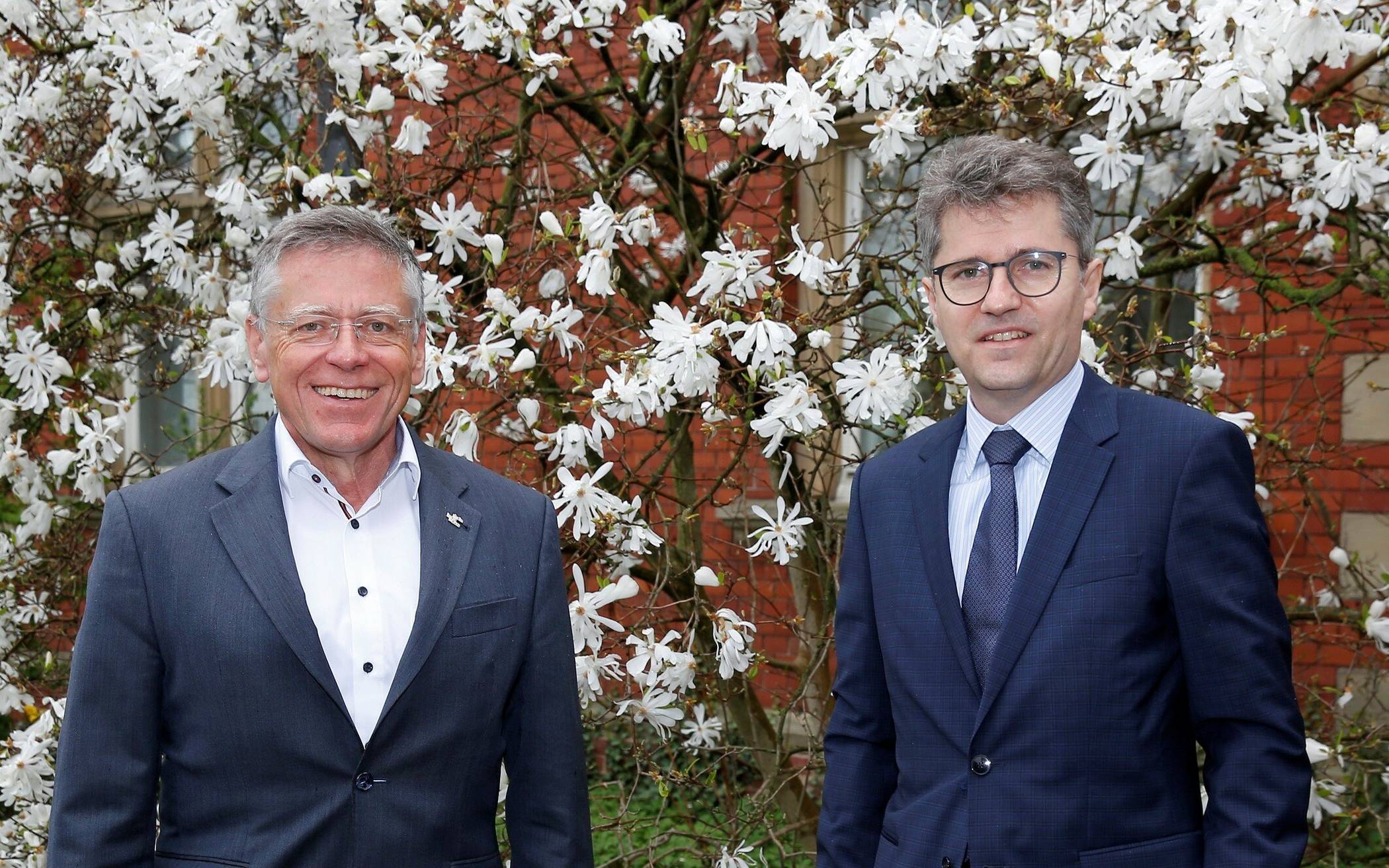 Antrittsbesuch: Landrat Hans-Jürgen Petrauschke (links) und