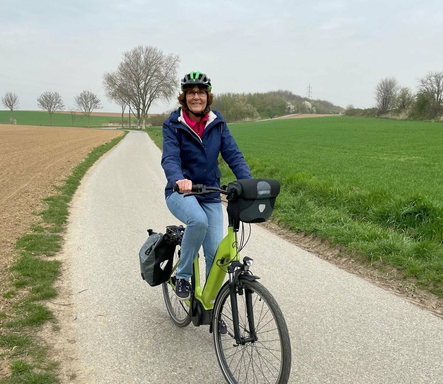  Klaudia London ist in ihrer Freizeit nicht nur in Jüchen mit dem Fahrrad unterwegs.  