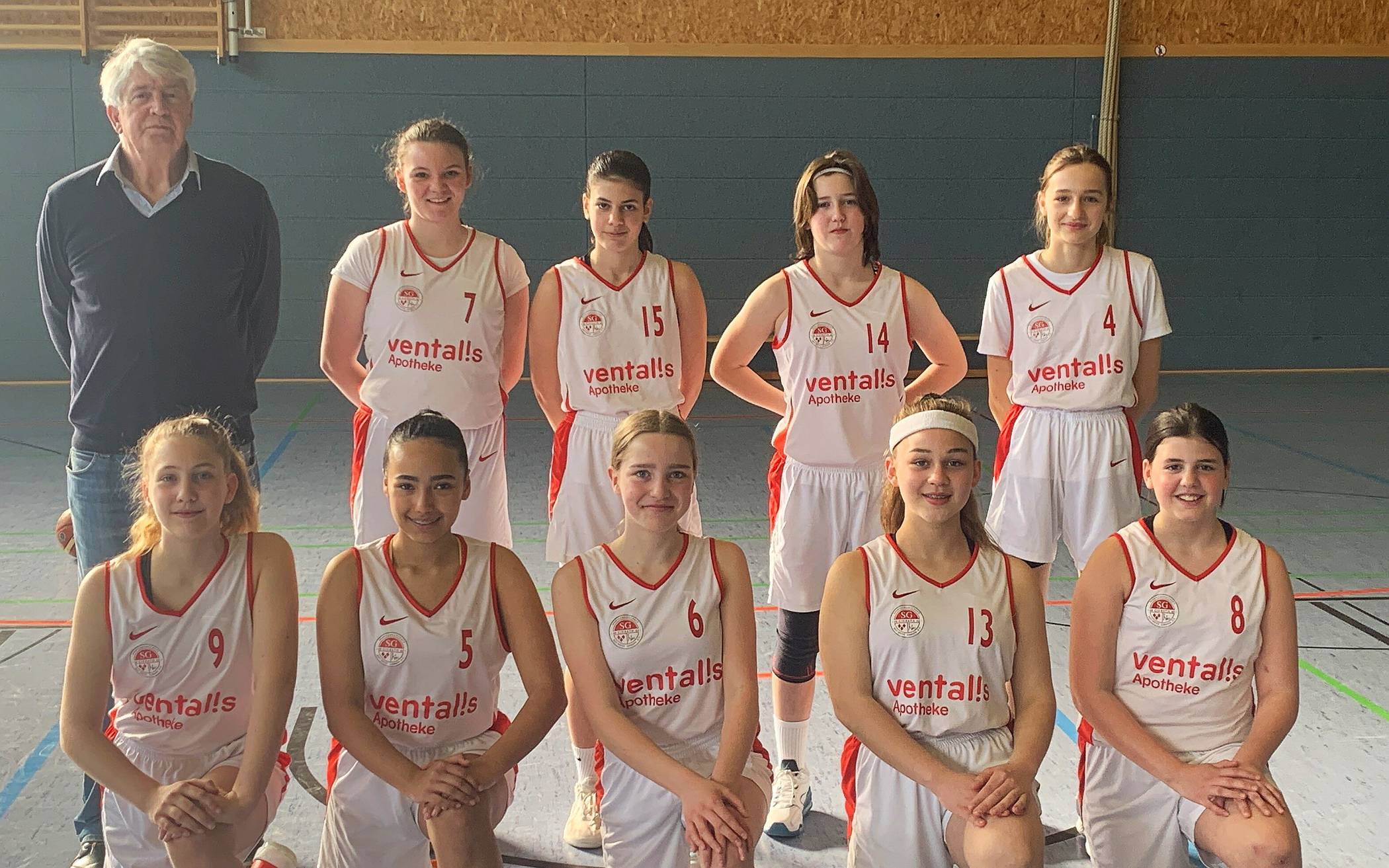  Die Mädels der U14 haben in dieser Saison alle Spiele gewonnen. 