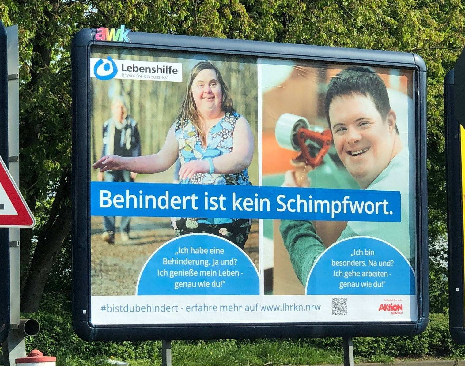 Großflächenplakate im gesamten Kreis, die auf