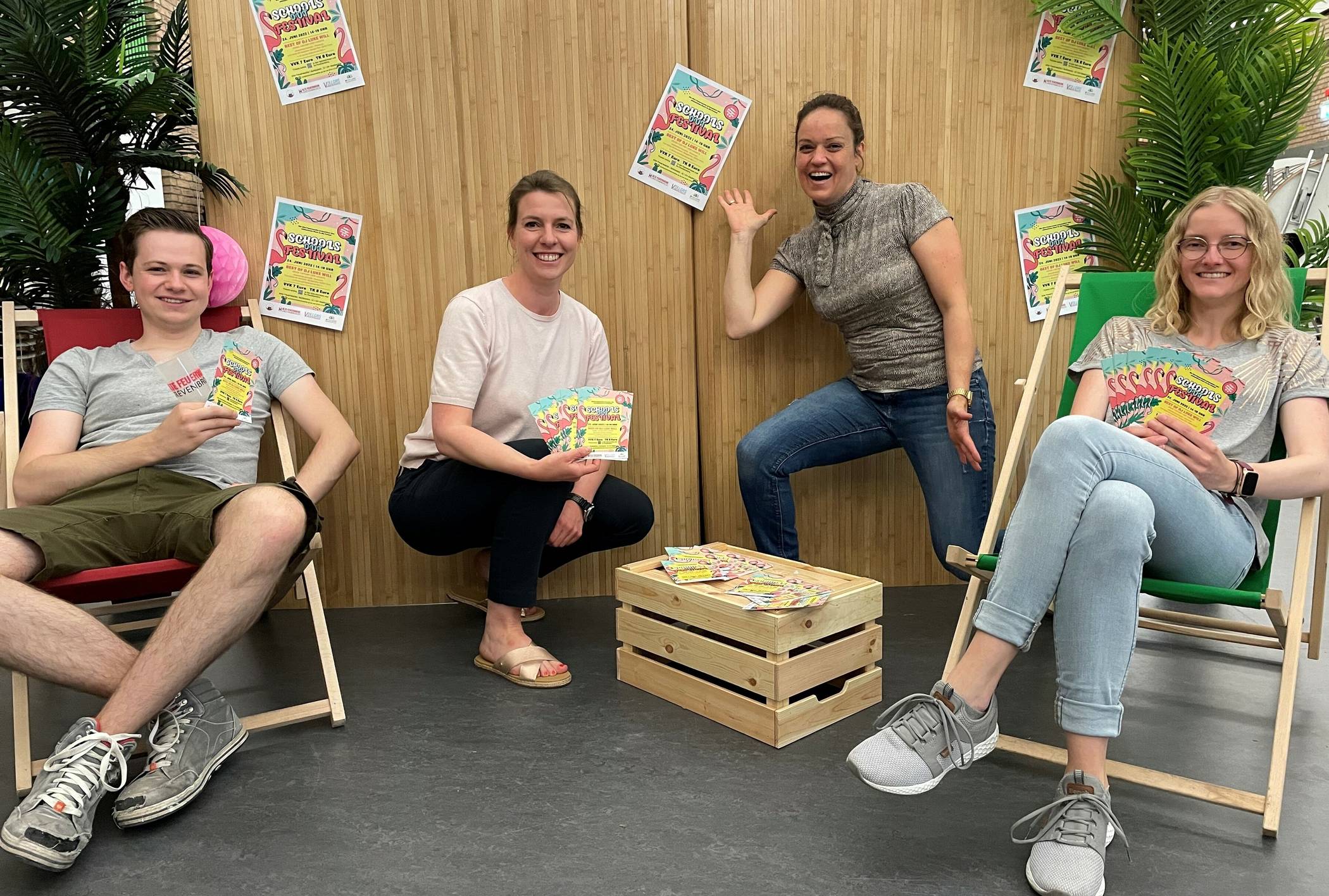  Sie organisieren die Party: Jonas Clever, Andrea Kückels, Simone Meuser und Isabelle Schiffer (von links). 