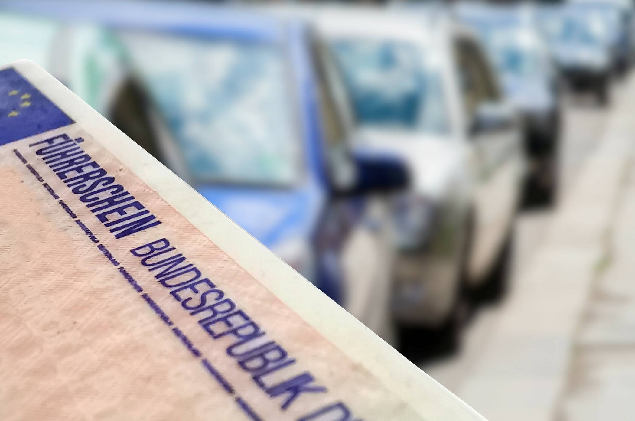  Der Rhein-Kreis bietet für bestimmte Jahrgänge einen Online-Führerscheinumtausch an. 