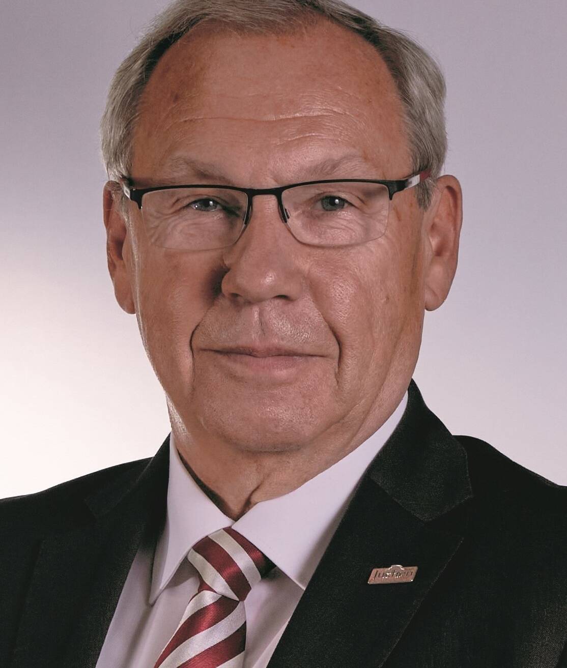  Joachim Drossert und die Bürgerstiftung freuen sich auf Vorschläge für mögliche Preisträger.  