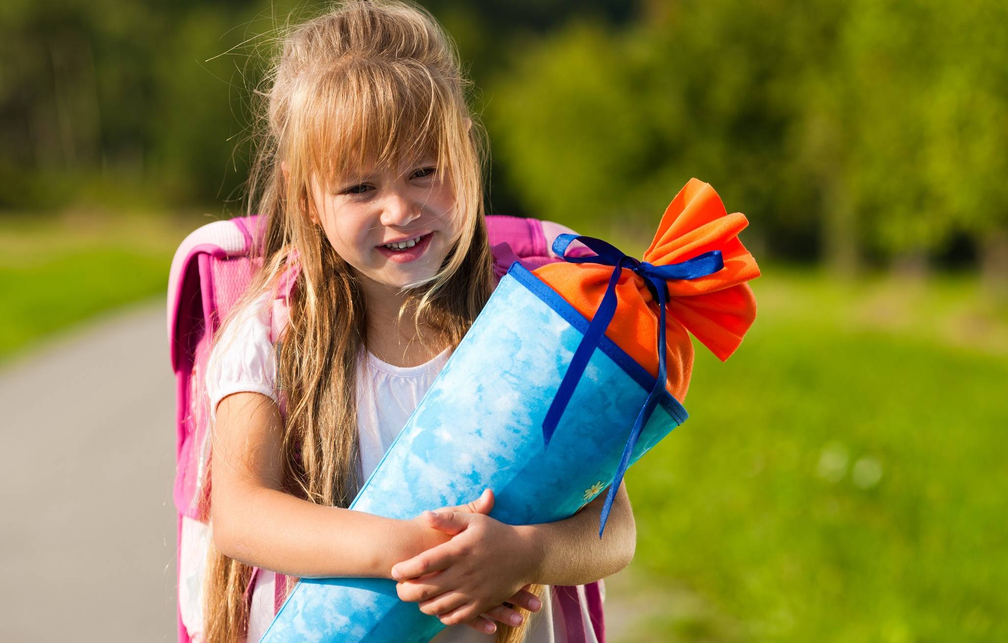  Tornister, Schultüte und mehr: Insgesamt 4.713 Mädchen und Jungen haben jetzt im Rhein-Kreis ihren ersten Schultag.  