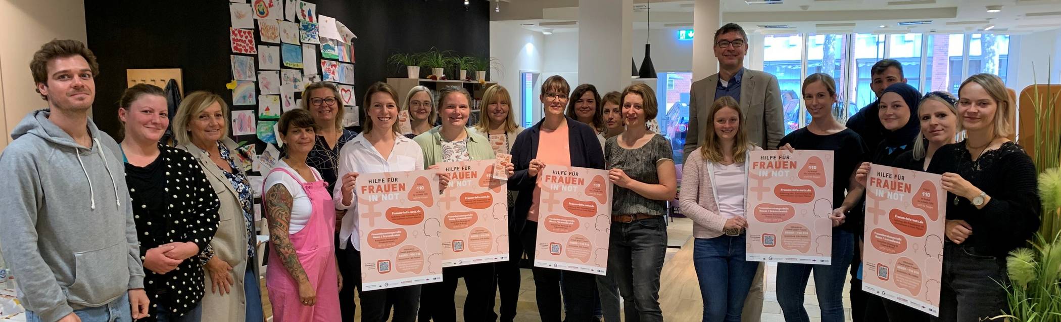  Das Foto zeigt die Netzwerkparnter und Teilnehmer des Workshops.  