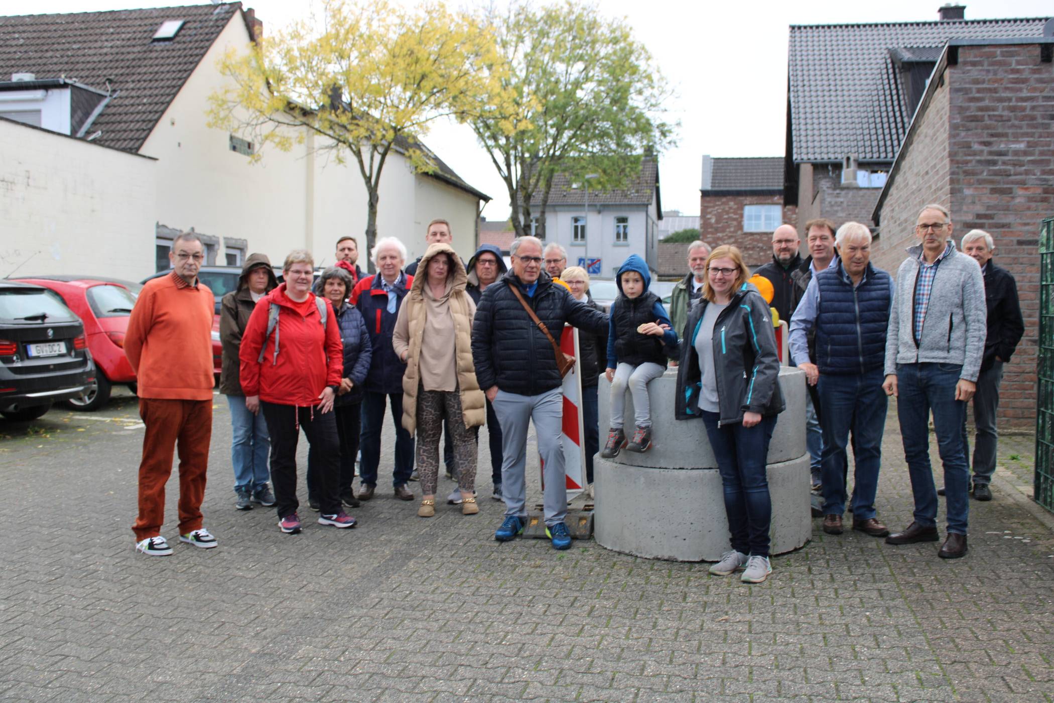  Baustellen-Charakter haben die Betonschachtringe aktuell noch.  
