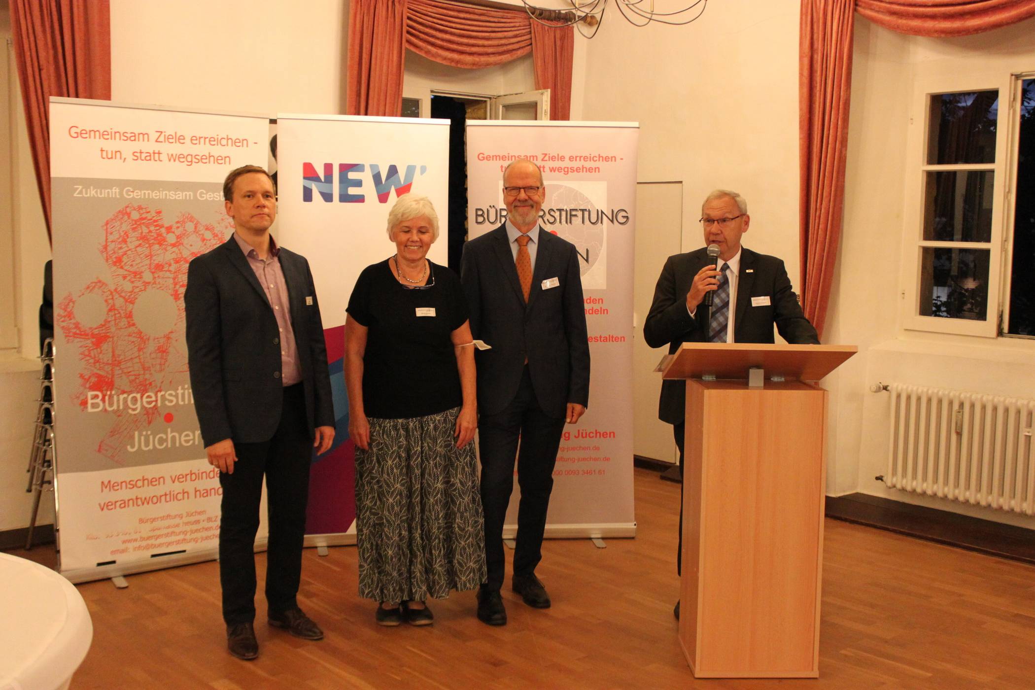  Von links: die Vorstandsmitglieder Holger Witting, Bärbel Meisen, Dr. Georg Aßmann und Joachim Drossert.  