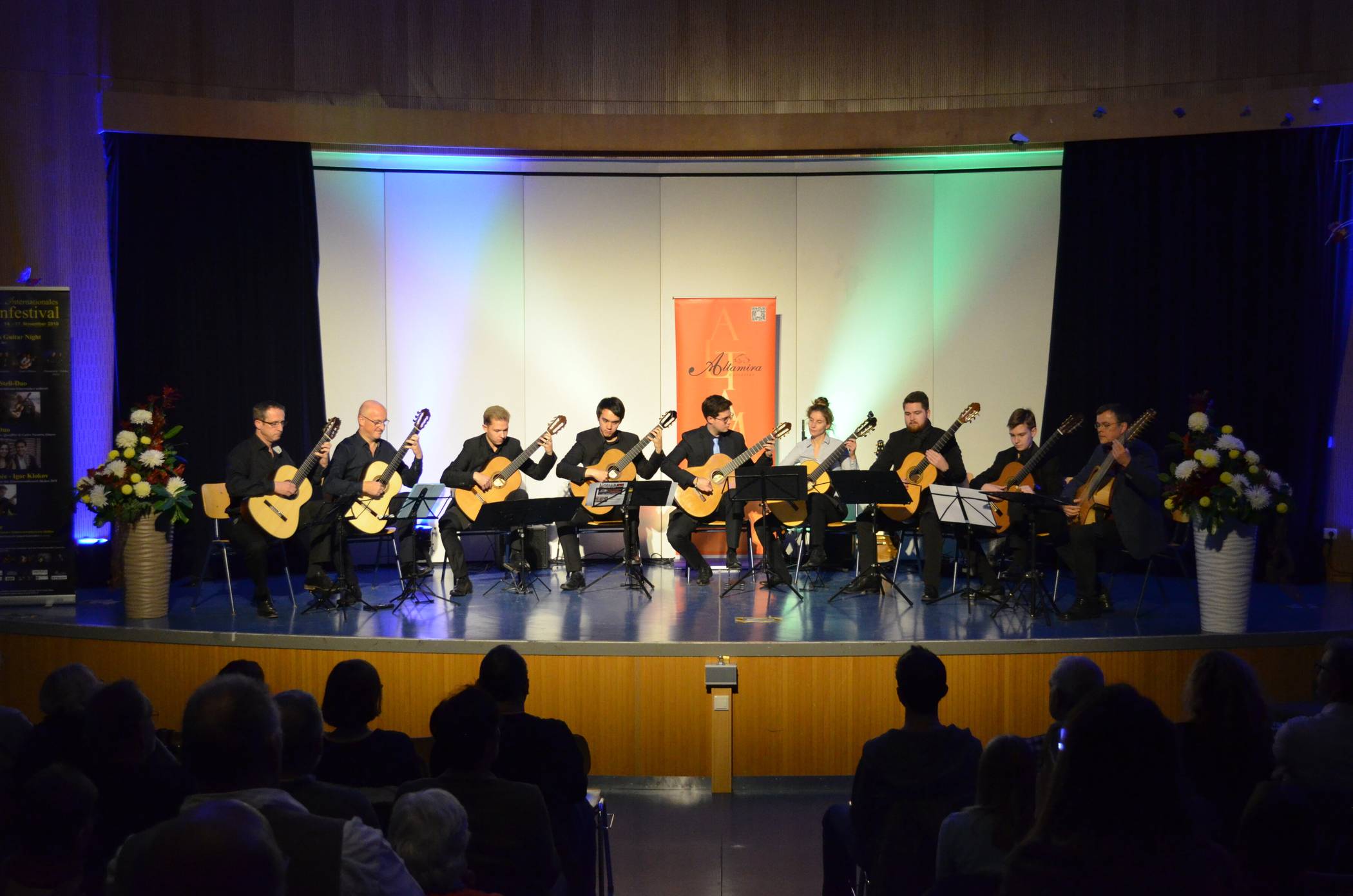 Beim 6. Internationales Gitarrenfestival in Jüchen warten wieder vier tolle Konzerte, der Jugendwettbewerb und vieles mehr auf&nbsp;Musikinteressierte.  