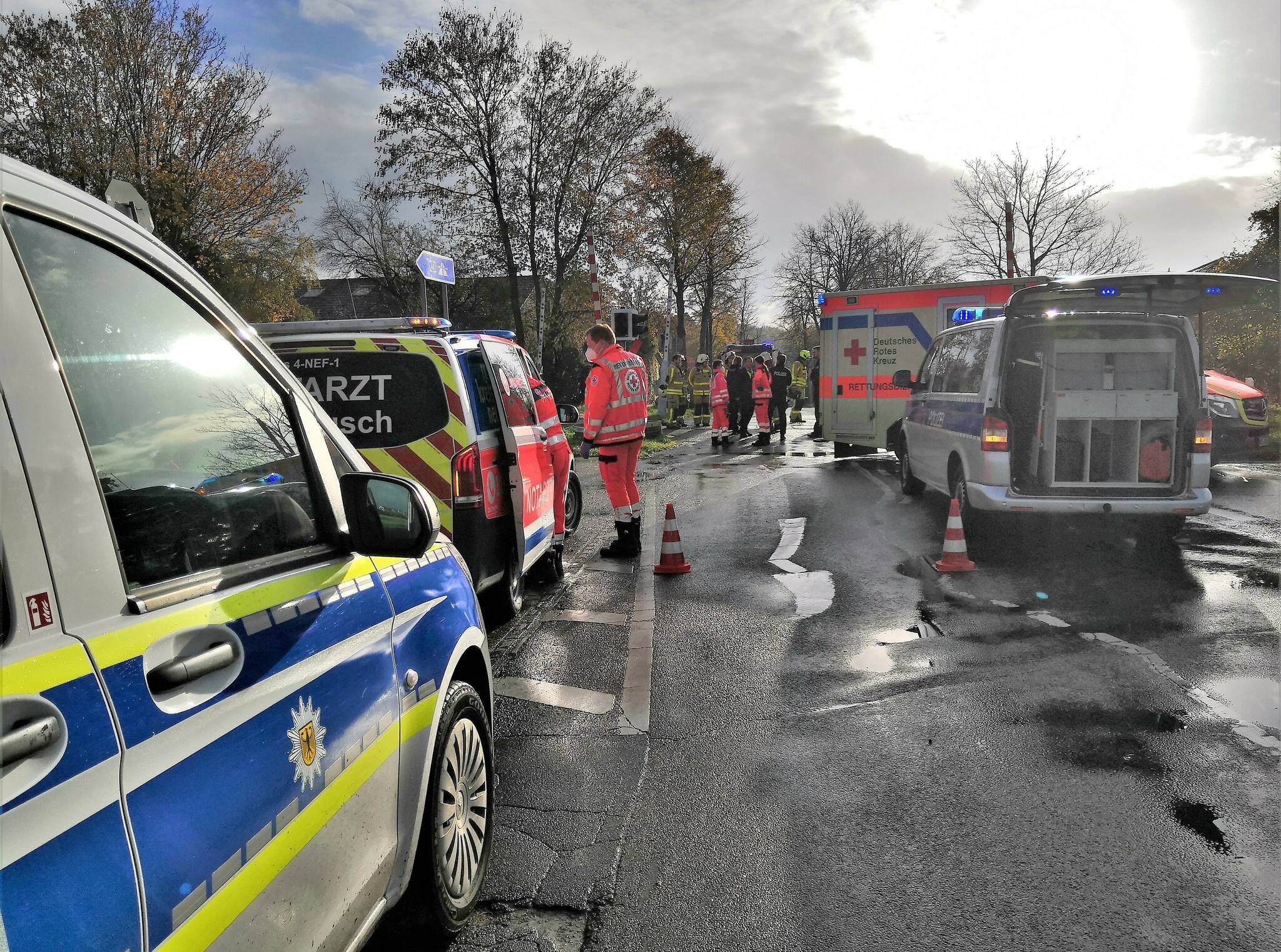 Der Radfahrer wurde bei der Kollision mit Regionalbahn tödlich verletzt.