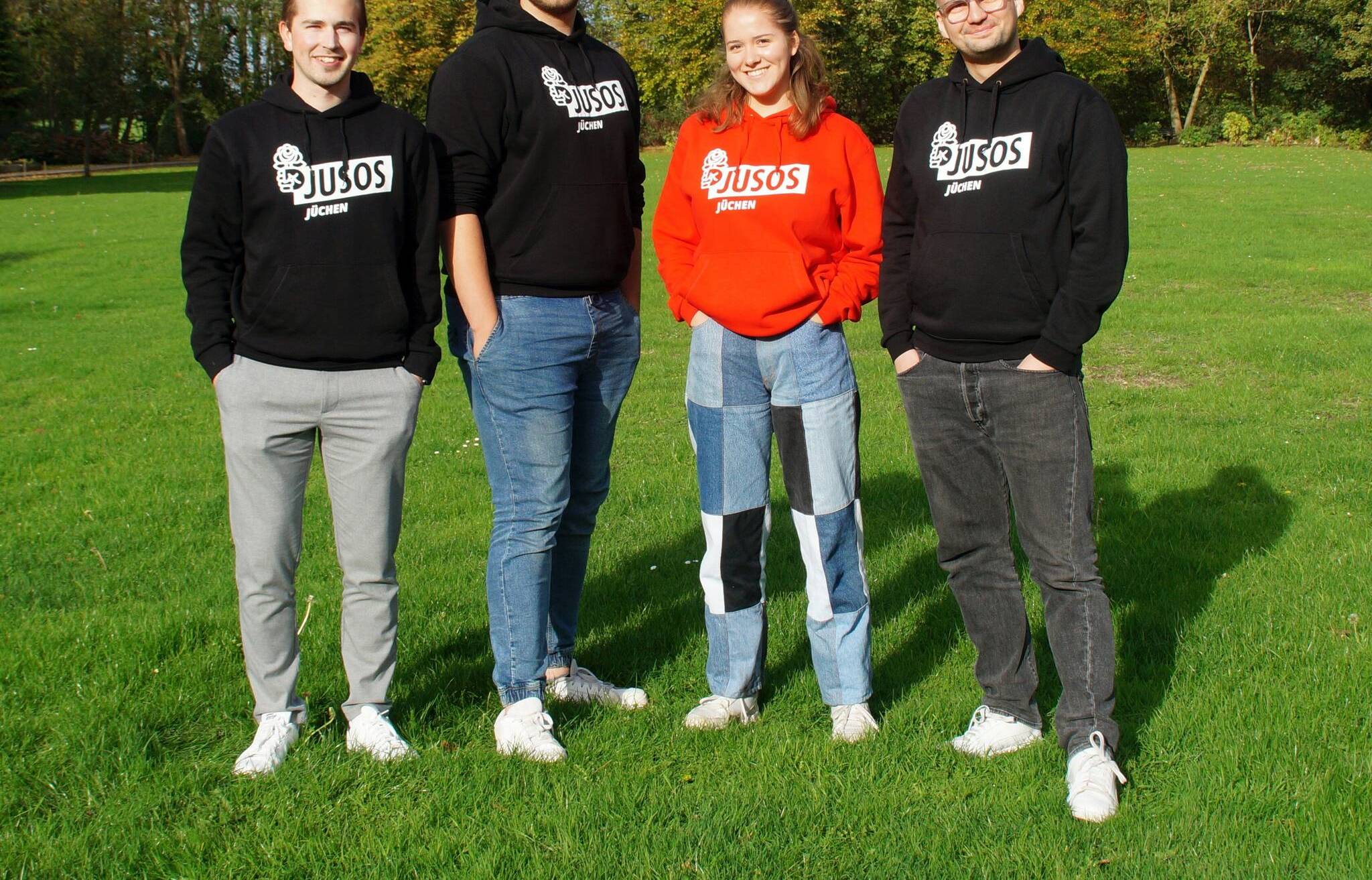  Der neue Vorstand der Jusos Jüchen (von links): Sven Huppertz, Niklas John, Ria Hilmer und Timo Neuhausen. 