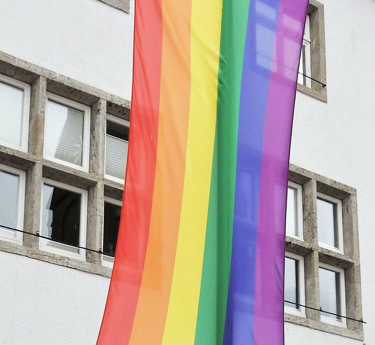 Rot-Grün fordert vom Kreis einen „Regenbogen-Mai“