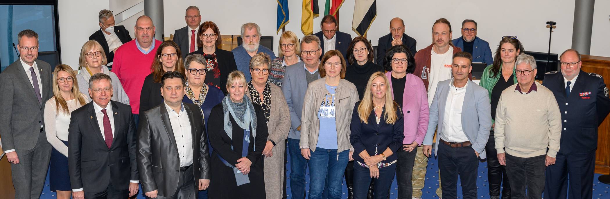Landrat Hans-Jürgen Petrauschke gratulierte den Kreismitarbeitern, die ihr 25- und 40-jähriges Dienstjubiläum beim Rhein-Kreis feierten.