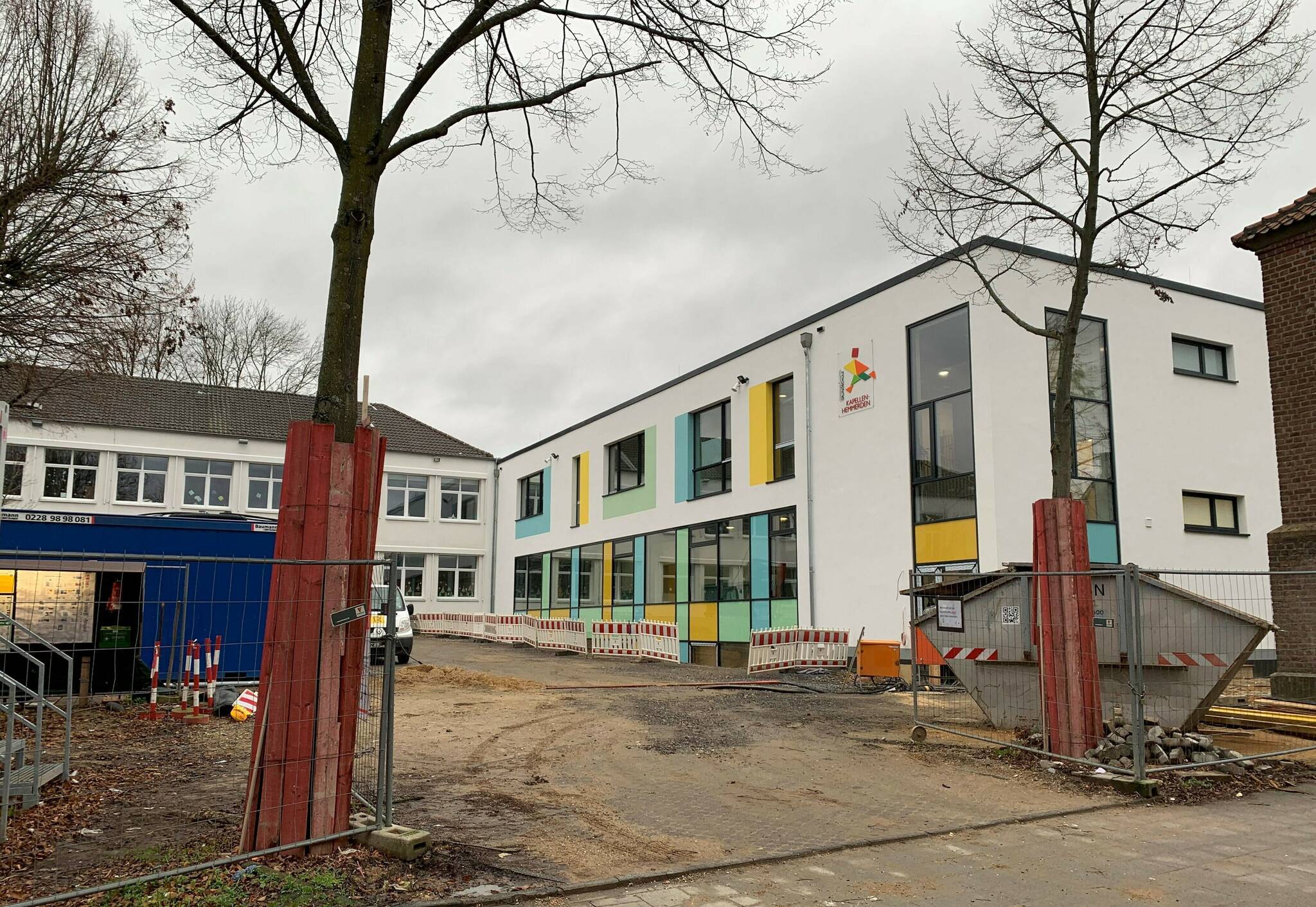  Erweiterung der Grundschule in Kapellen: Schulanbau bald abgeschlossen. 