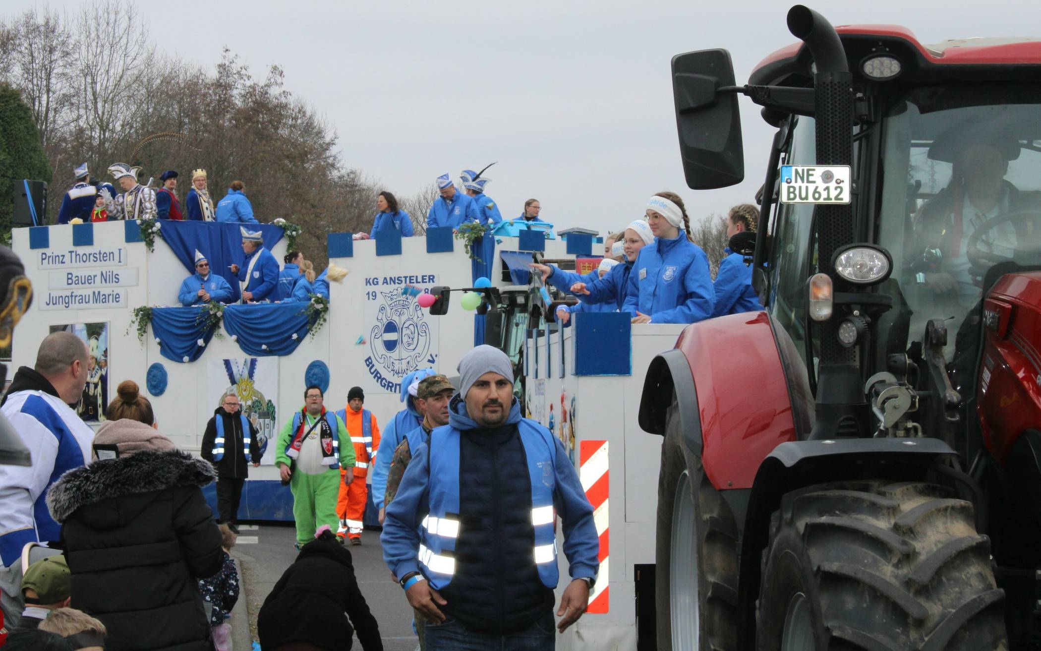 Der Zug-Höhepunkt kündigt sich...