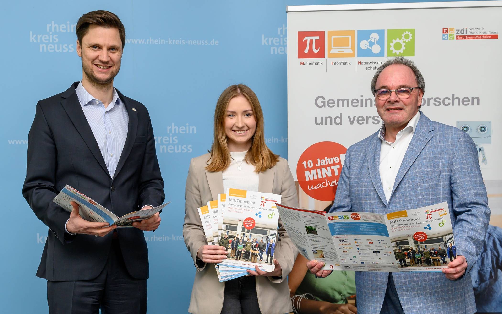 Neues Programm des Netzwerks „Zukunft durch Innovation“ (zdi) Rhein-Kreis Neuss (von links): Martin Stiller, Jessica Schillings und Robert Abts.