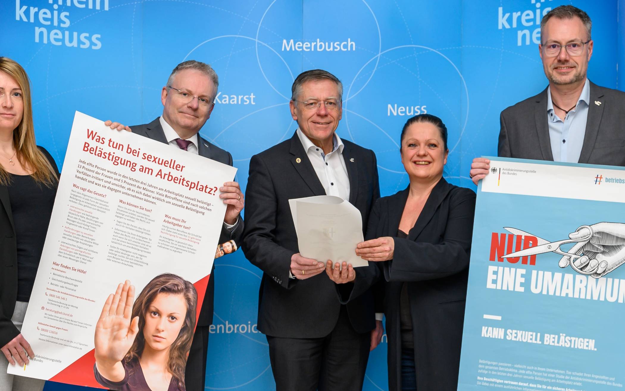 Schutz vor sexueller Belästigung am Arbeitsplatz (von links): Sabine Raecher, Jörg Arndt, Landrat Hans-Jürgen Petrauschke, Daniela Frimmersdorf und Mario Broisch.