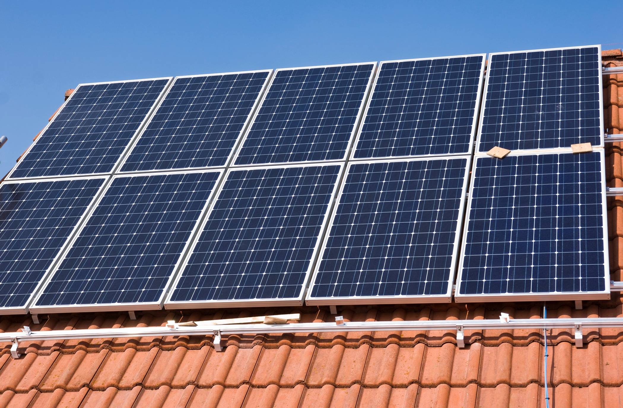 Photovoltaik-Anlagen auf dem eigenen Dach erfreuen sich zunehmender Beliebtheit. Ein Online-Vortrag im Rahmen der „Allianz für Klima und Nachhaltigkeit“ informiert darüber.