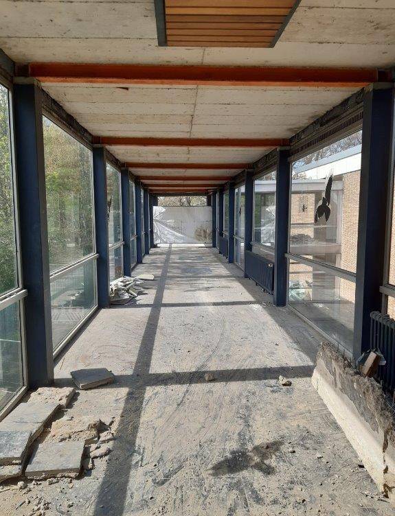 Beschädigte Trinkwasserleitung: Abbrucharbeiten an Bergheimer Straße haben begonnen