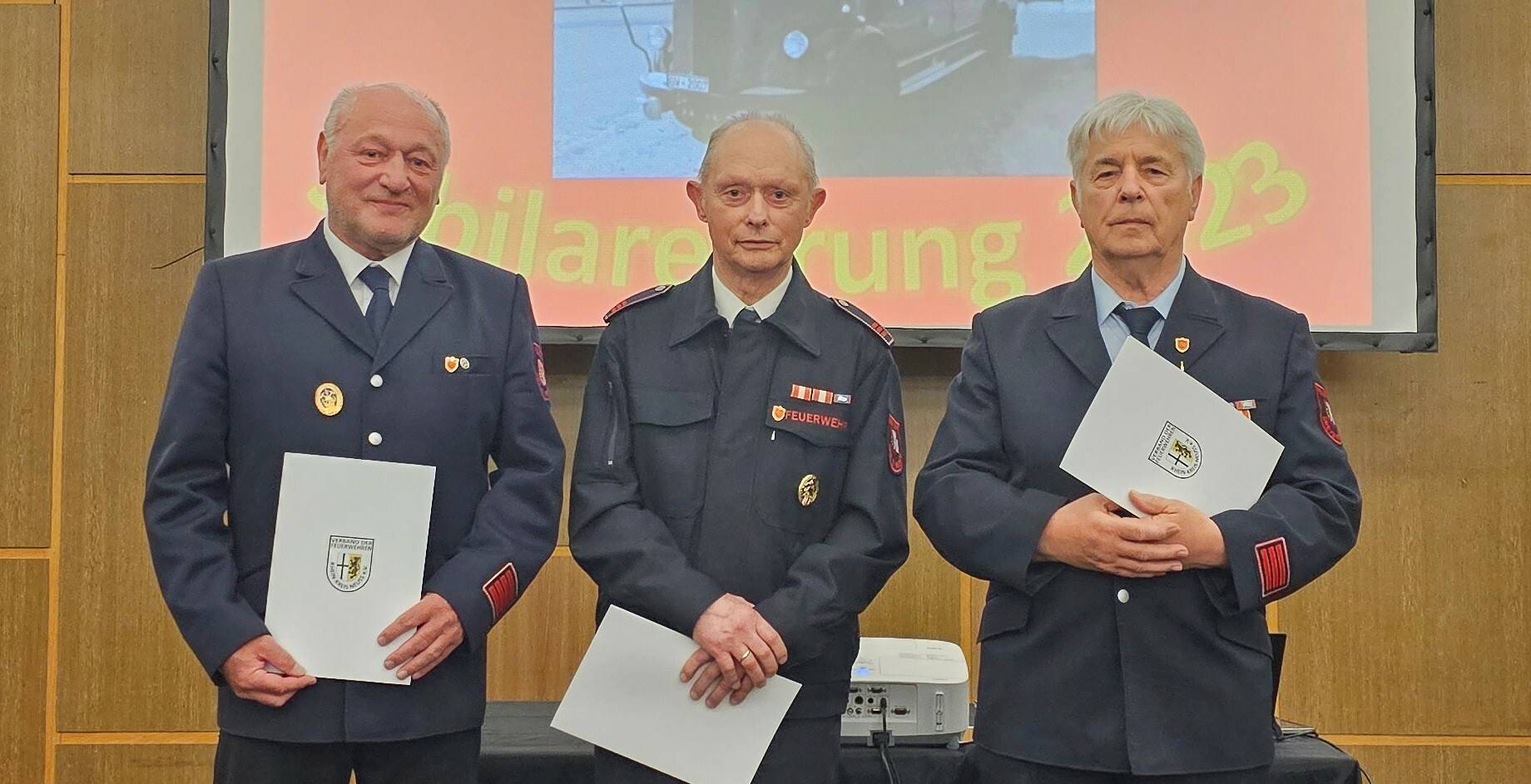Für 50 Jahre in der Feuerwehr