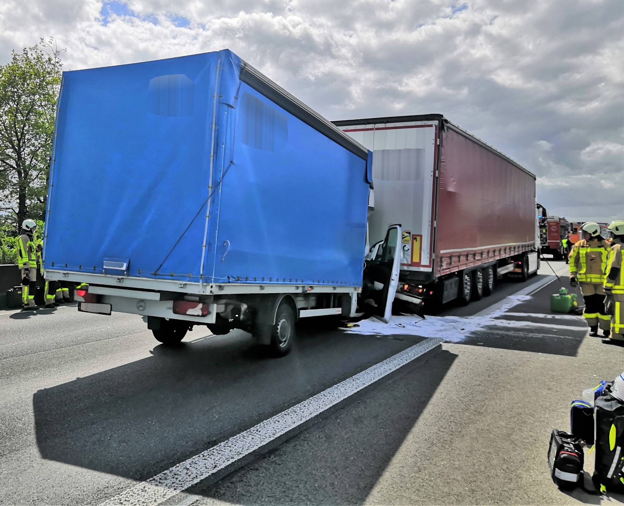 Zwei Auffahrunfällen auf der A 46​