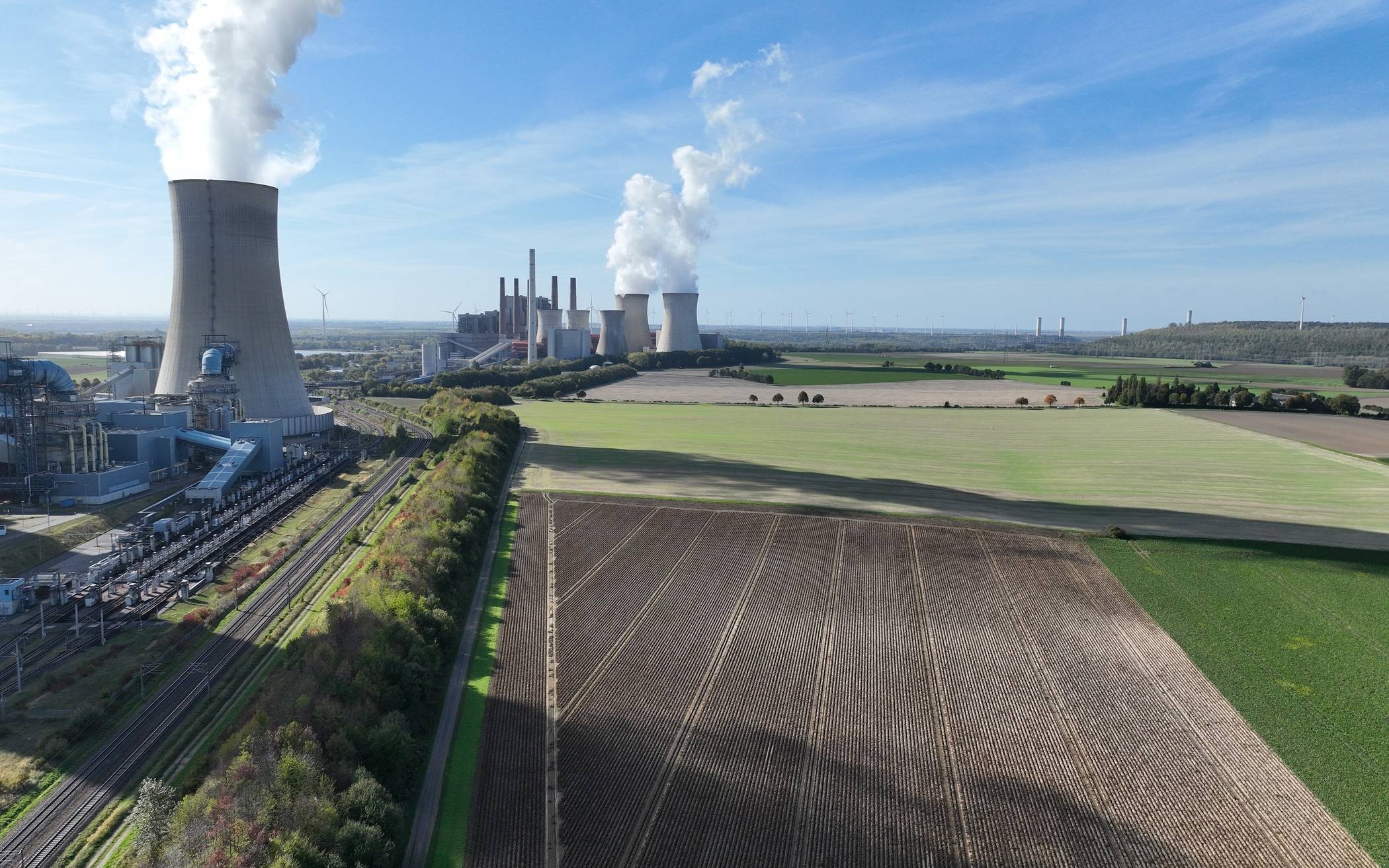  Der Kraftwerkstandort Neurath aus der Vogelperspektive. 