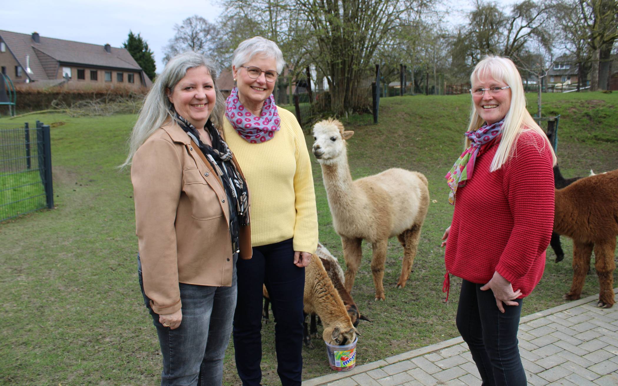 Von links: Helga Siemen, Marie-Luise Müschen