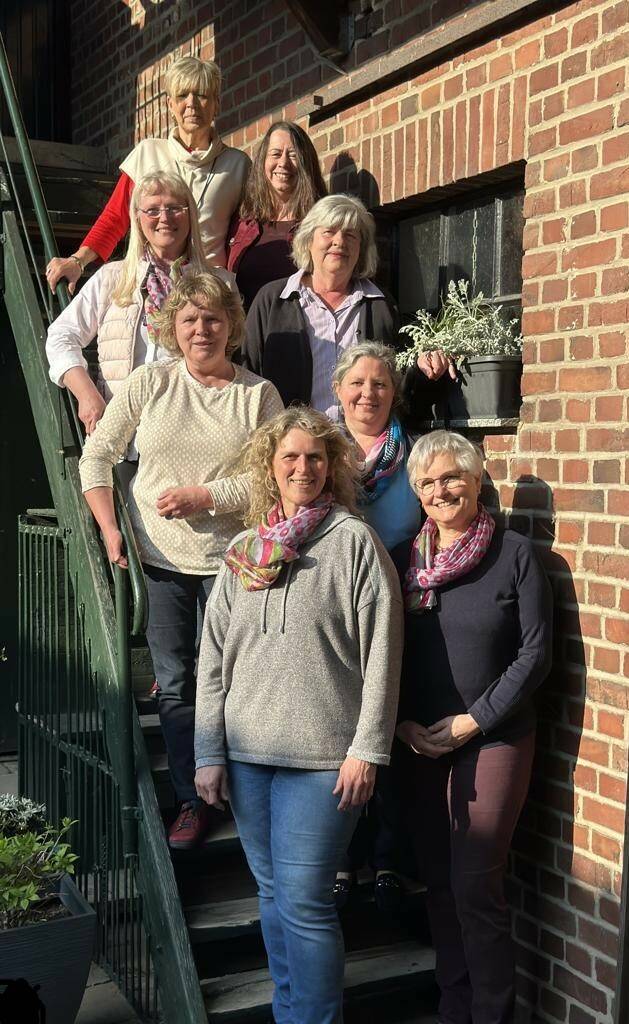 Der Vorstand (von oben nach unten): Liesel Schwier, Gerlinde Quack, Christel Arimond, Ulrike Claßen, Angelika Westmark, Helga Siemen , Britta Naruhn und Marie-Luise Müschen.