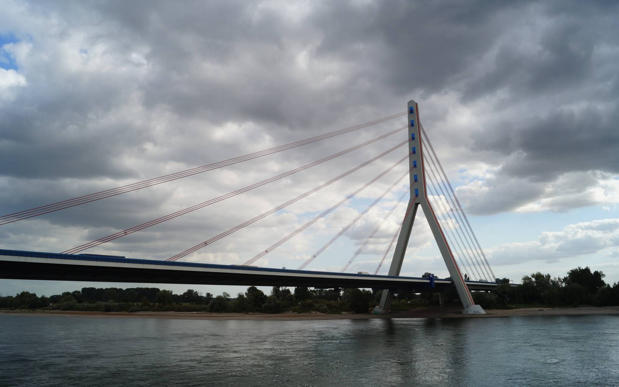 Weil die Fleher Brücke nicht mehr