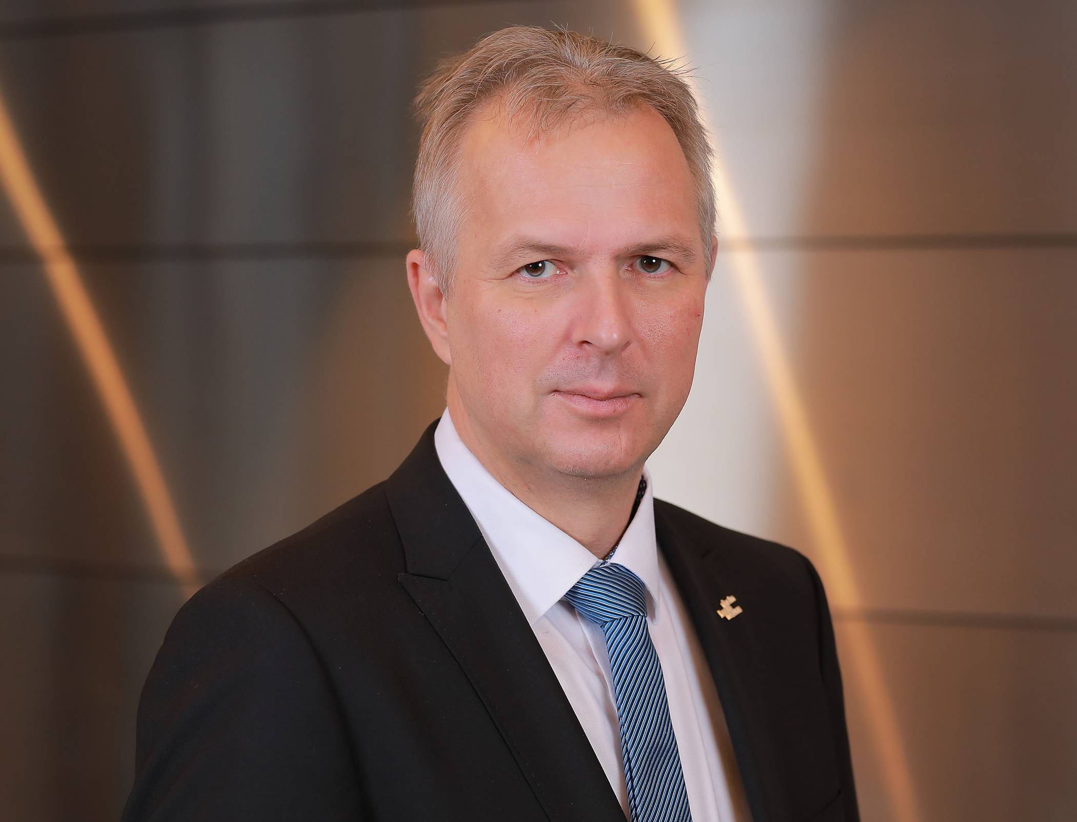  „Wichtiger Beitrag zur langfristigen Integration der Teilnehmer in den Arbeitsmarkt“: Kreisdirektor Dirk Brügge zum Zuschuss des Kreises an das bfg-Radwege-Projekt. 