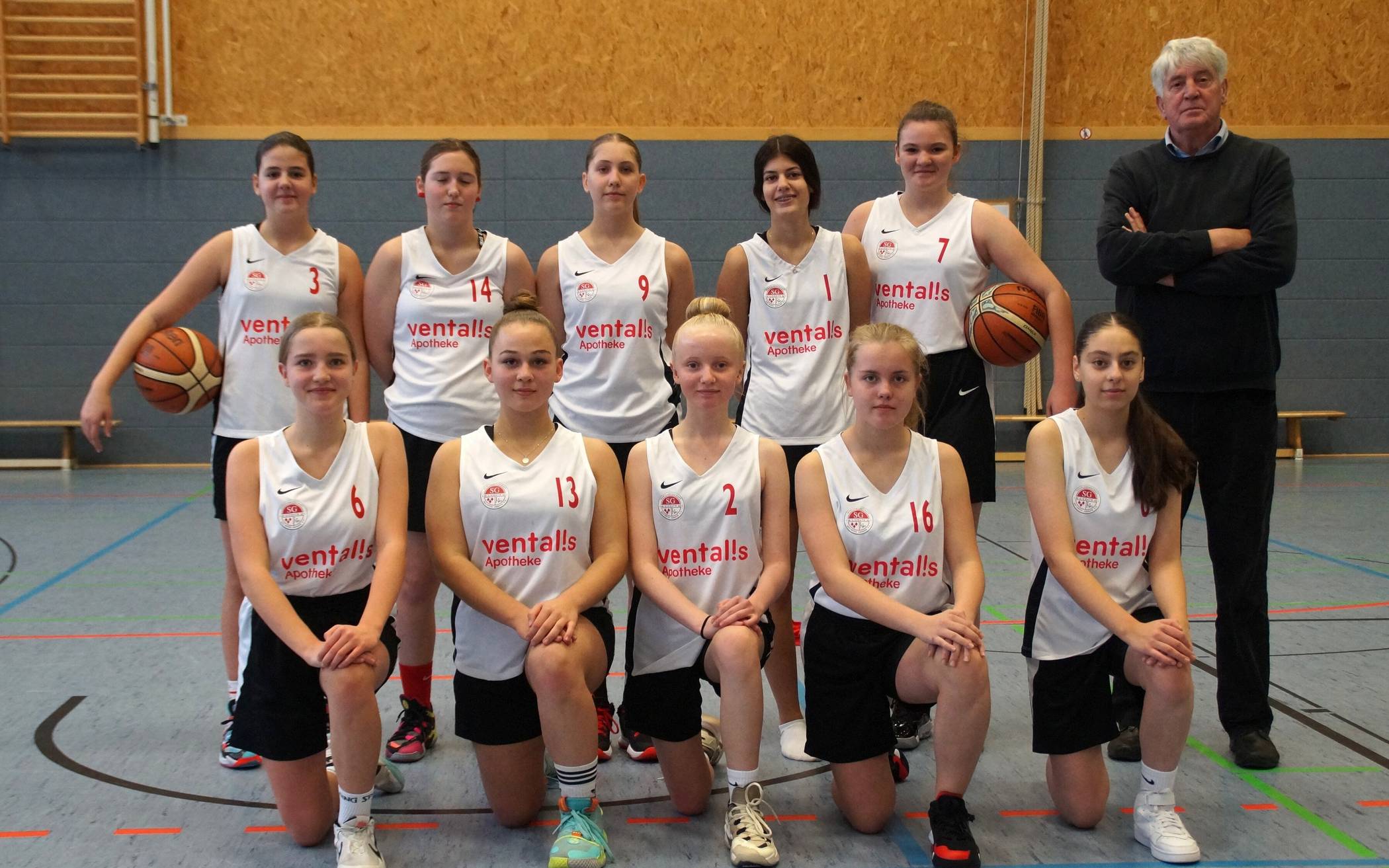  Die U16 der Scorpions freut sich auf das Turnier. 