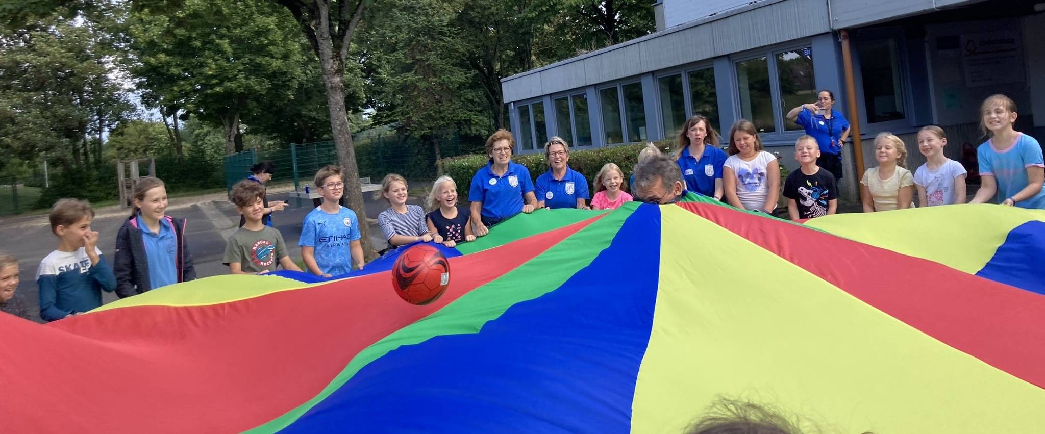  Spiel und Spaß kamen nicht zu kurz für die Kinder und Betreuer.  