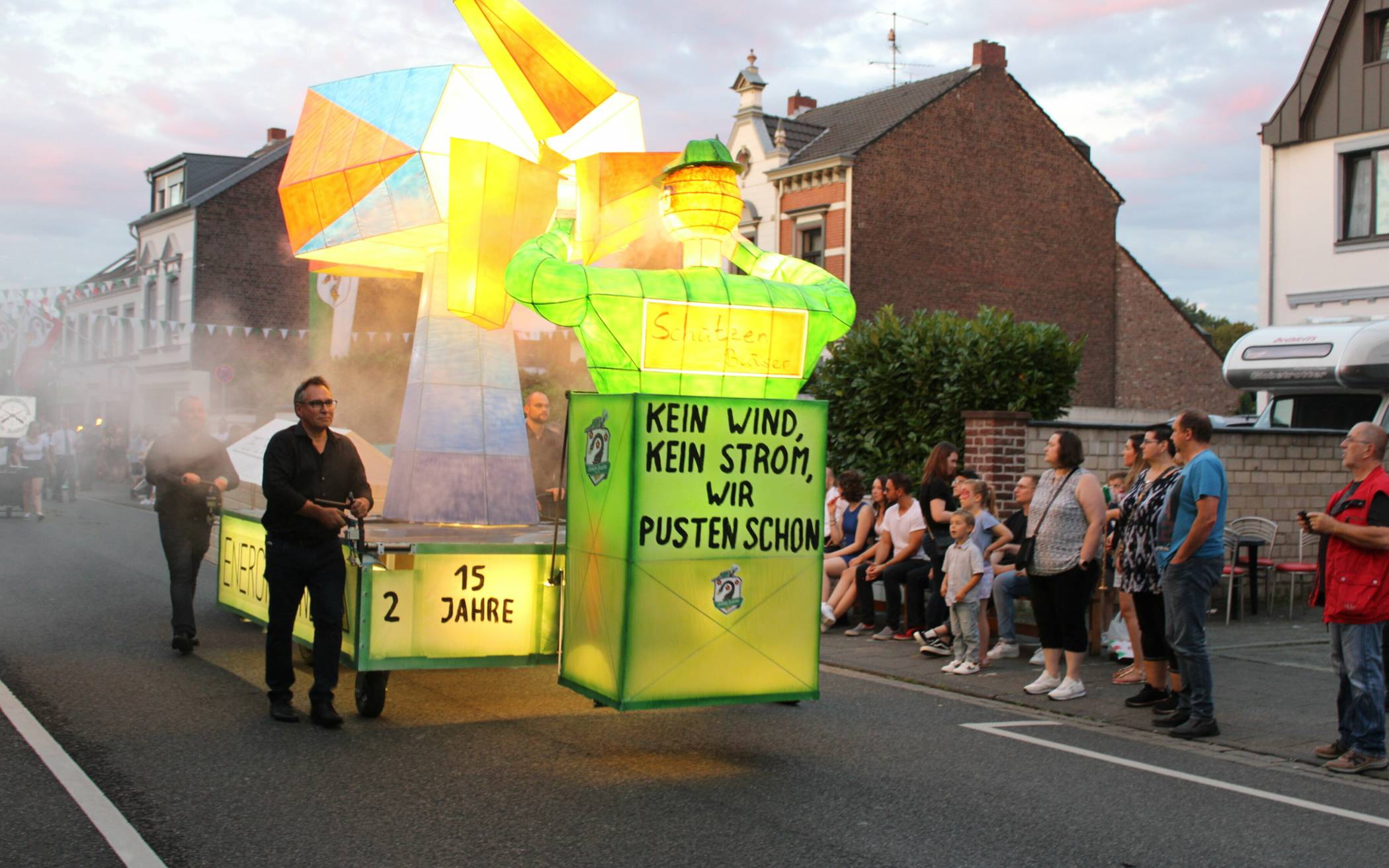 Schützenfest in Wevelinghoven​: So schön war der Fackelzug