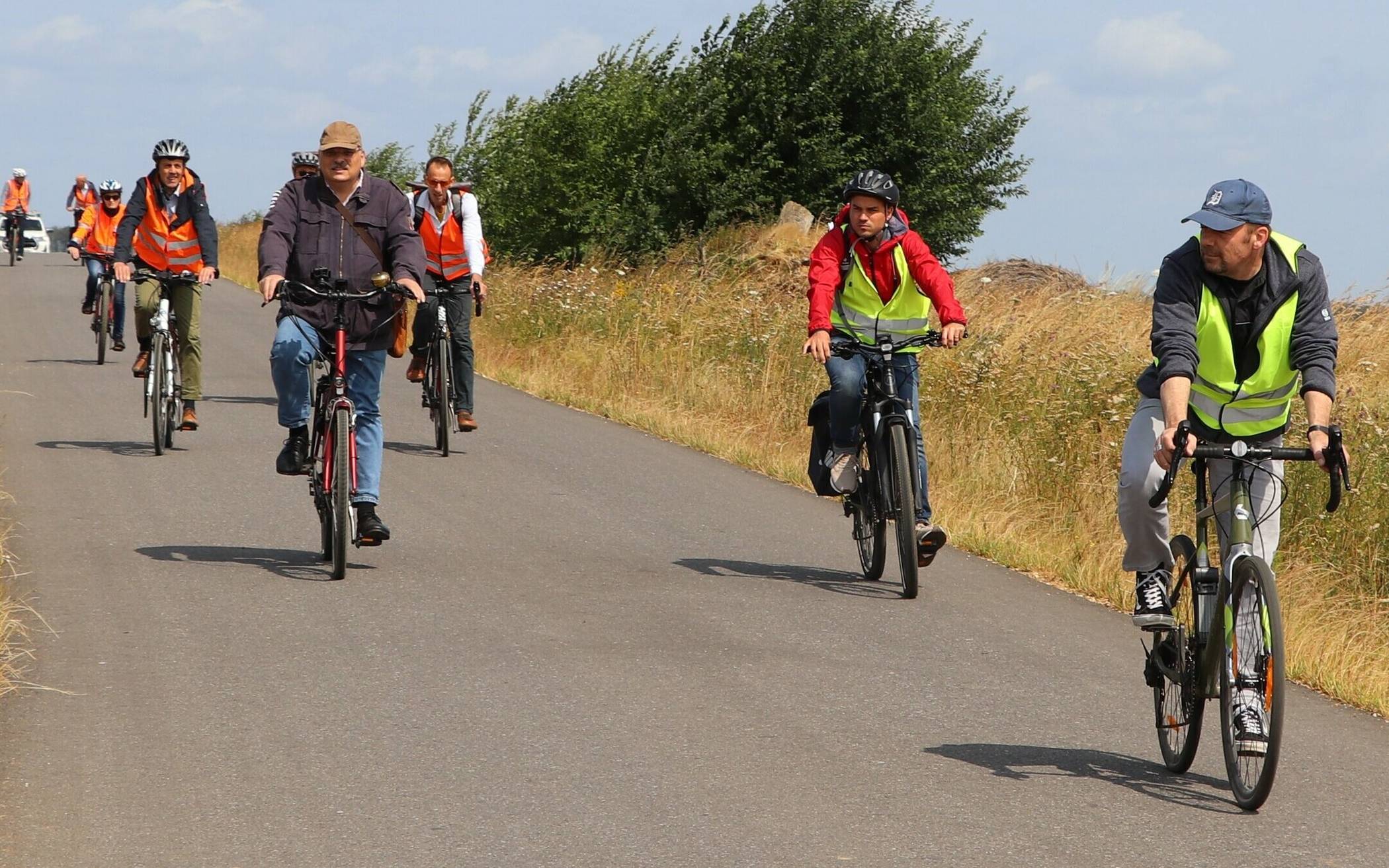 Radtourenfahrt rund um die großen Tagebaugebiete