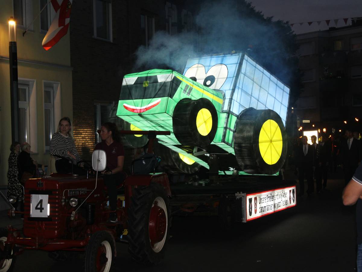 Der Fackelzug
