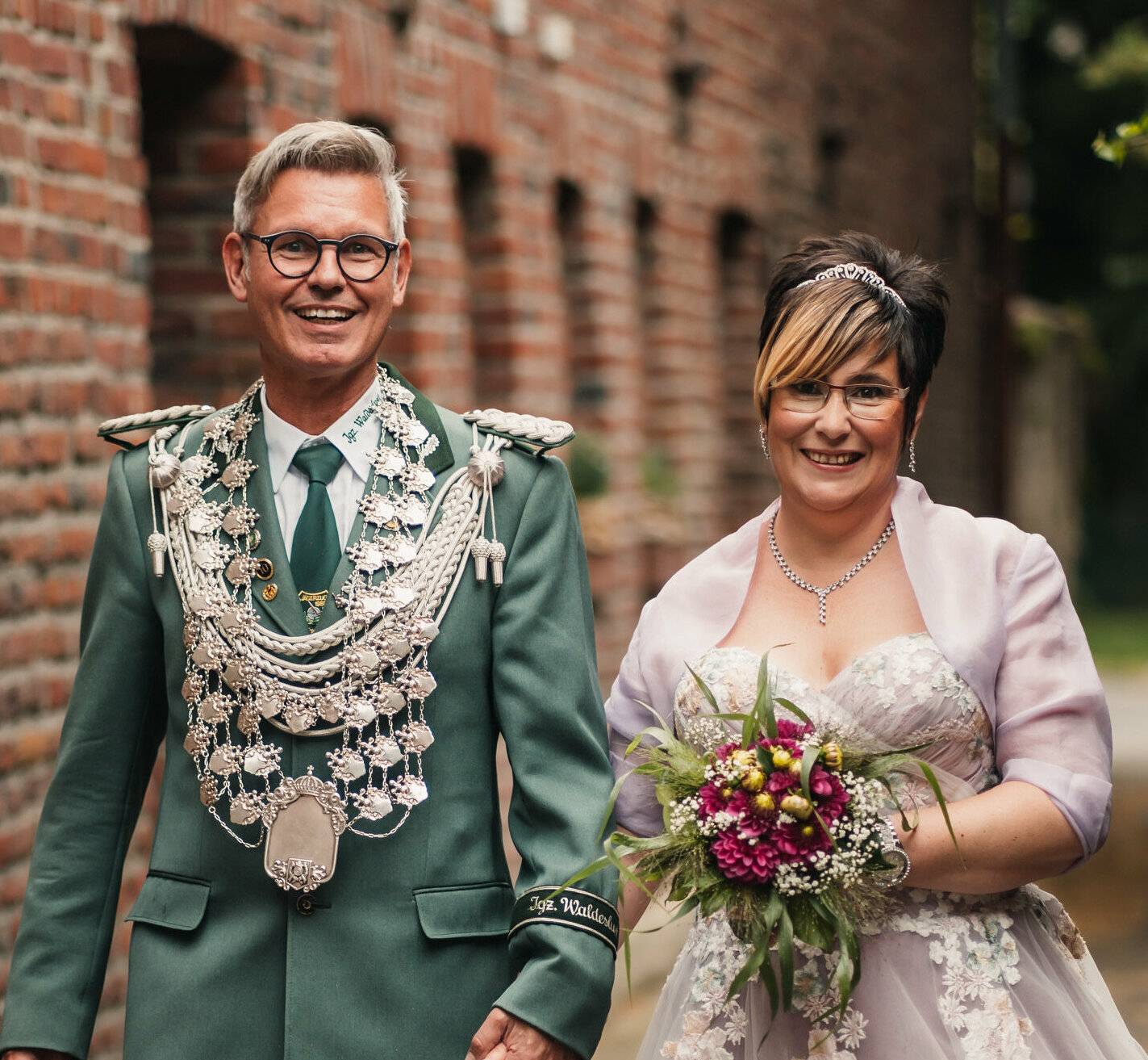 Königspaar Stefan und Daniela Eßer vom Jägerzug „Waldeslust“. 