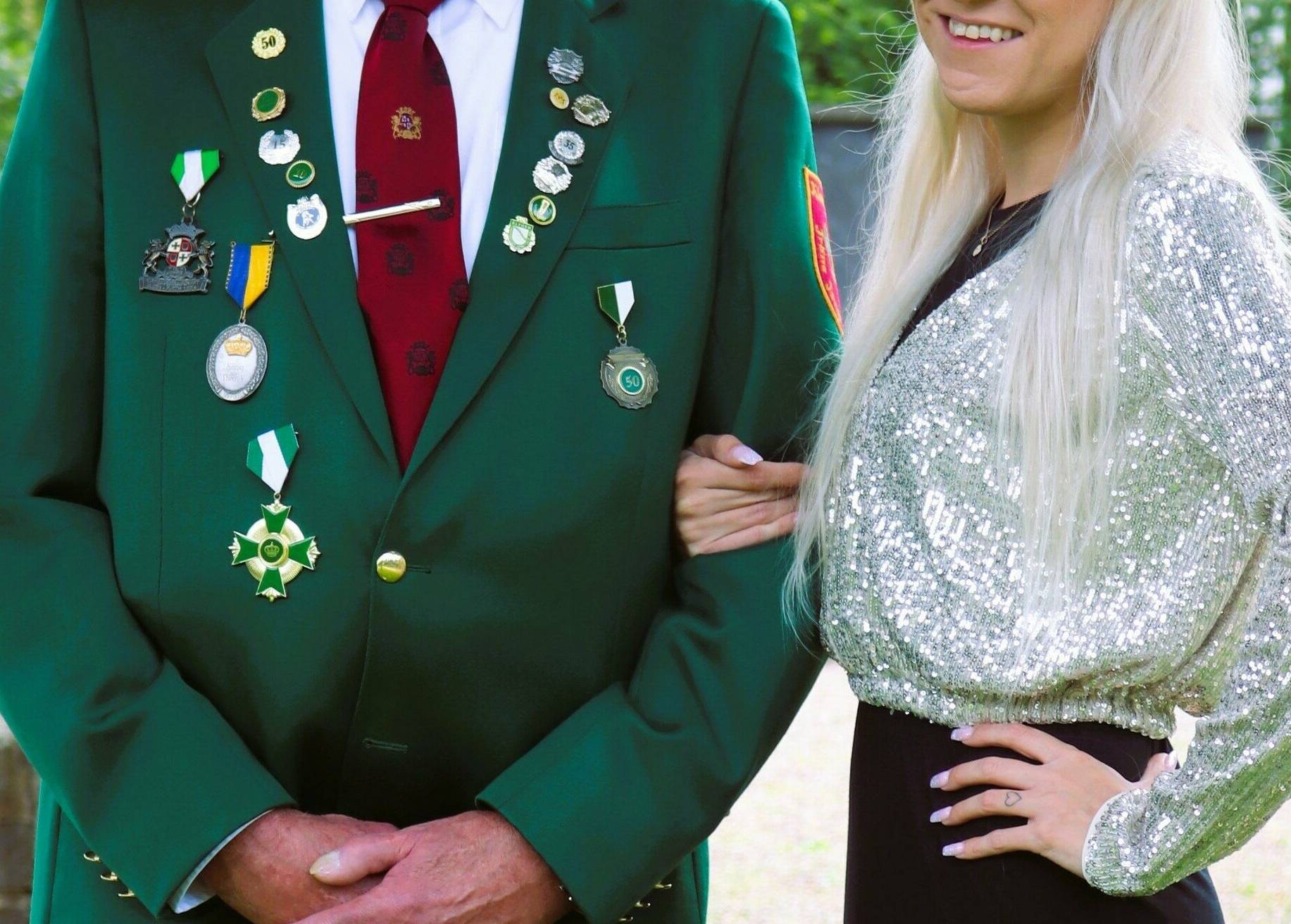  „Als wir gefragt wurden, ob wir das Amt der Adjutanten übernehmen wollen, schlug unser Herz höher und wir haben sofort die Zusage gegeben“, sagen Theo Schneider und Sandra Grotta. 