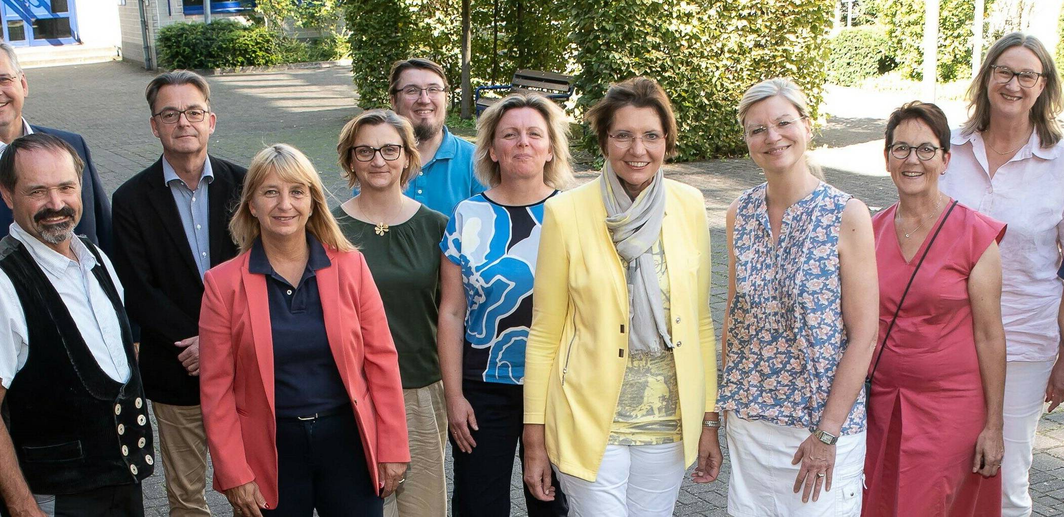 Bei einem Runden Tisch mit den