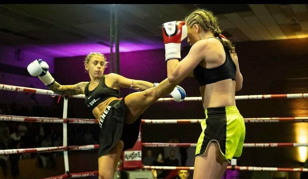   Atenea Flores Pertegas  kam krank in den Ring. 