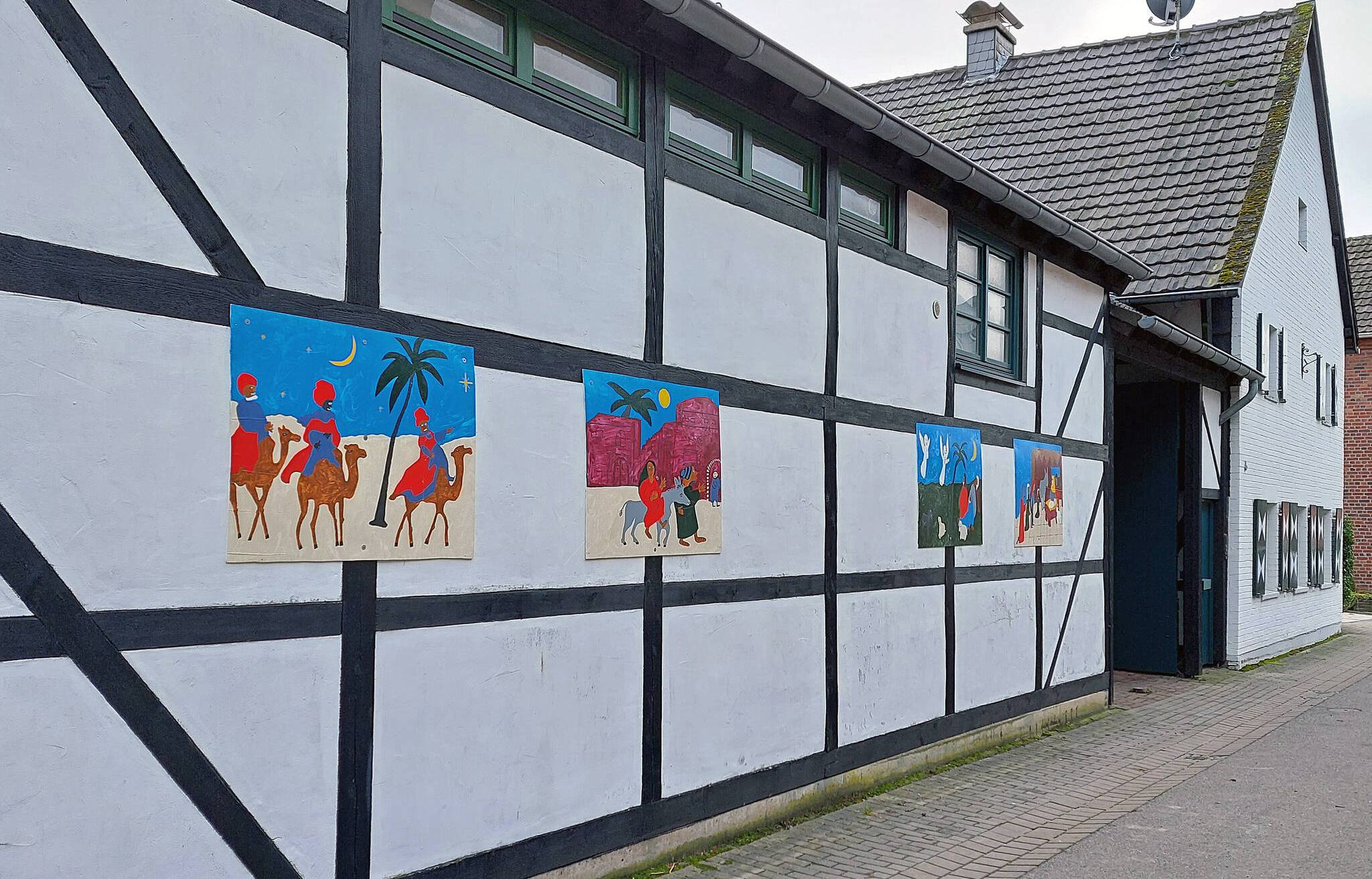 Krippenweg in Wallrath eröffnet